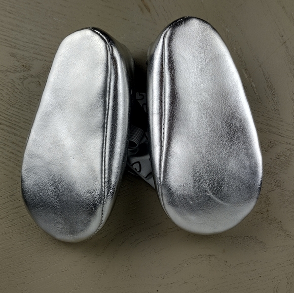 Stepping Stones Soft Silver Shoes - Picture 2 of 10